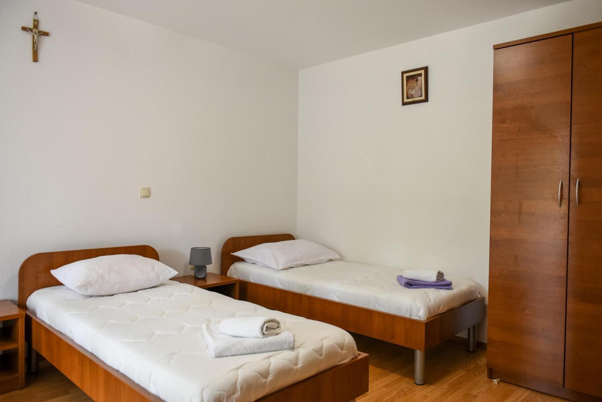 Apartments And Rooms Mara I Pavo Međugorje Exterior foto