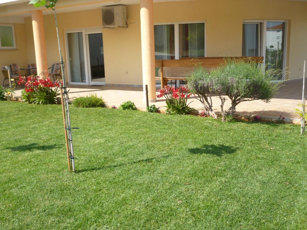 Apartments And Rooms Mara I Pavo Međugorje Exterior foto